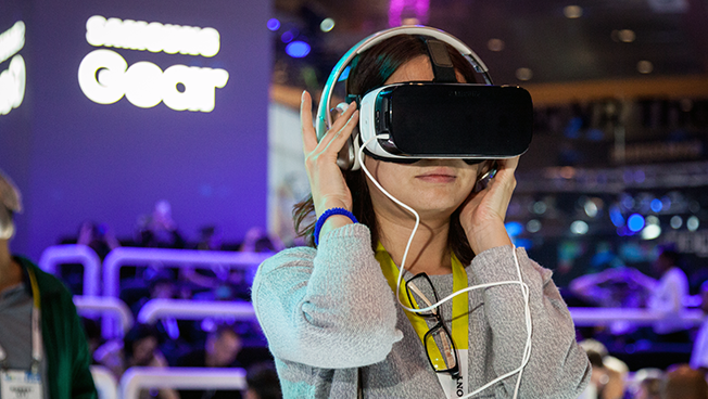 Virtual Reality Is About to Get Real in 2016 - Best Buy Corporate News