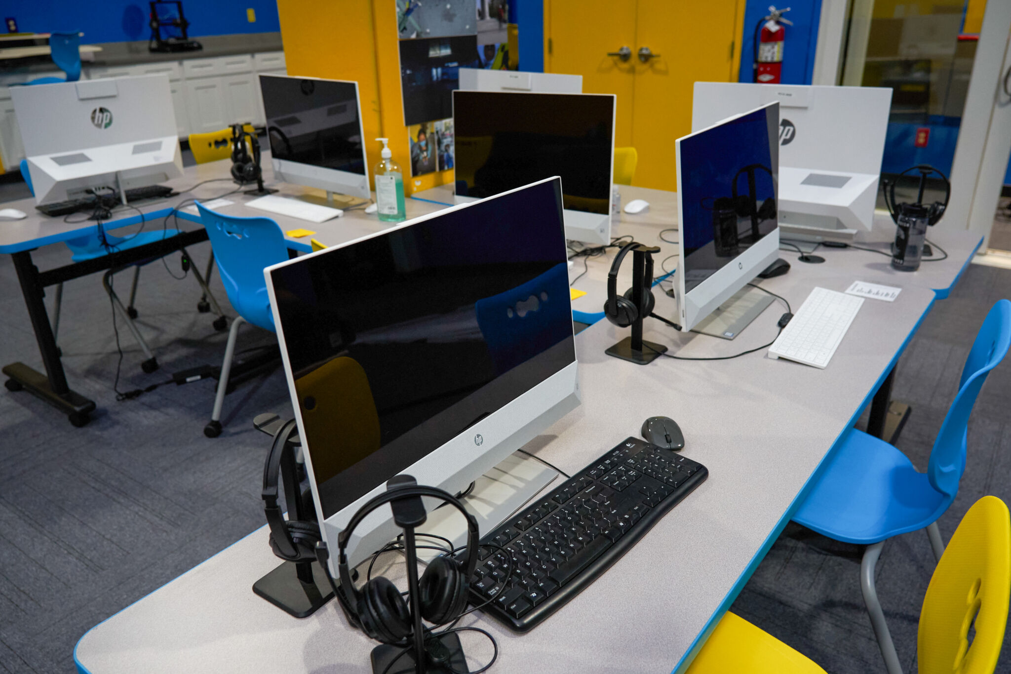 Best Buy Teen Tech Center San Jose 2 - Best Buy Corporate News and ...